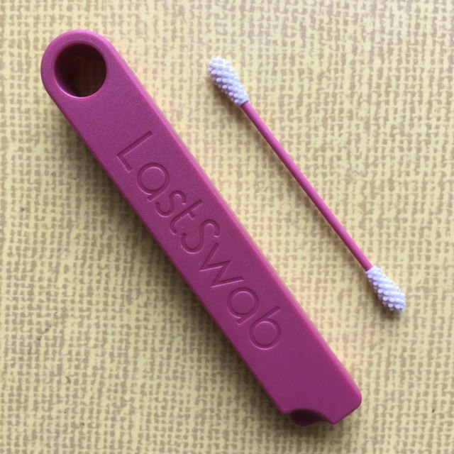 A cotton bud and case
